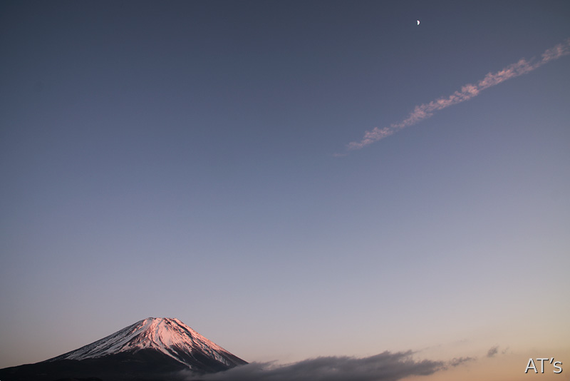 富士ヶ嶺から／山麓から見た富士山