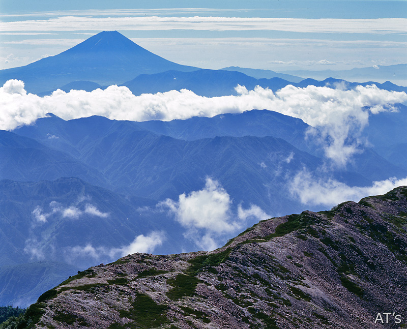 南アルプス農鳥岳から富士山遠望