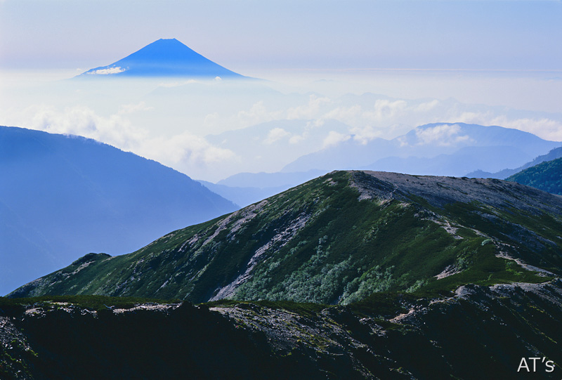 南アルプス北ノ俣岳から富士山遠望