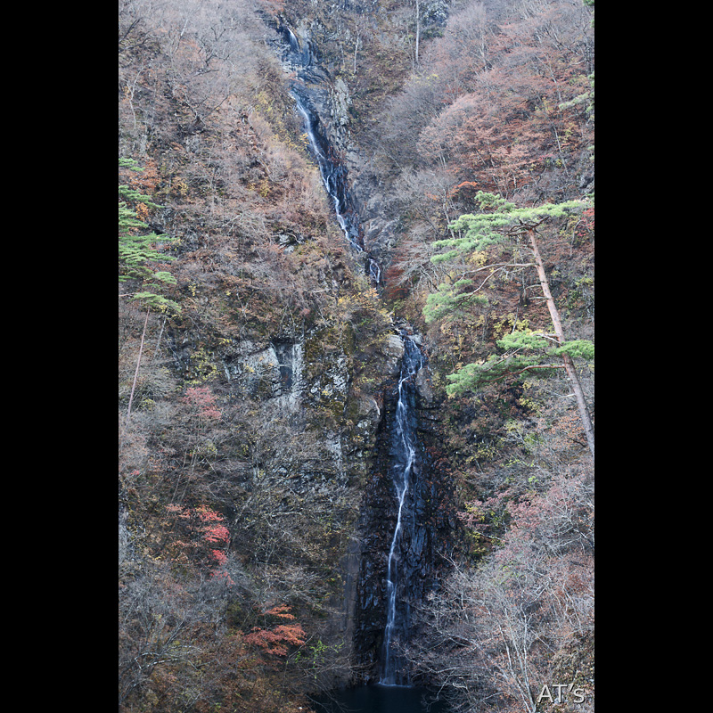 不動大橋から見た不動の滝／吾妻渓谷と吾妻川流域の滝