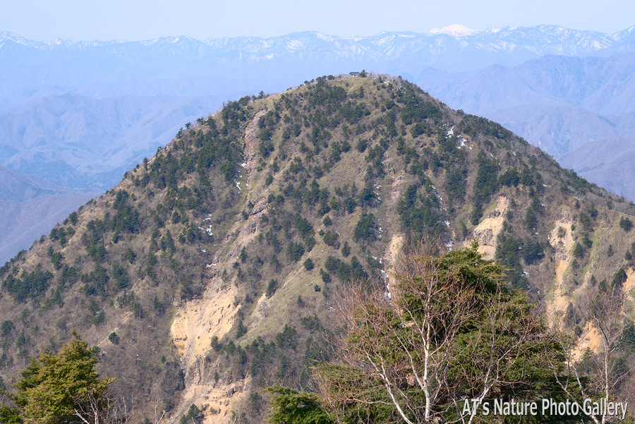 釈迦ヶ岳から見た鶏頂山／高原山／栃木