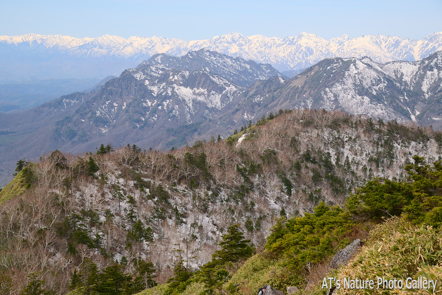 黒姫山から見た戸隠山と五地蔵山／黒姫山／長野